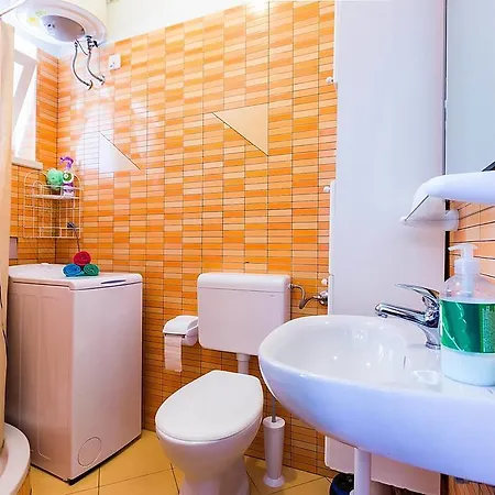 Apartment Lanela *