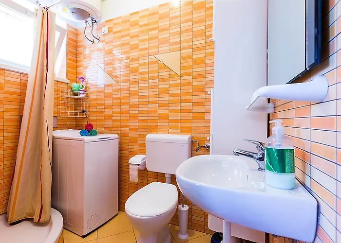 Apartment Lanela *