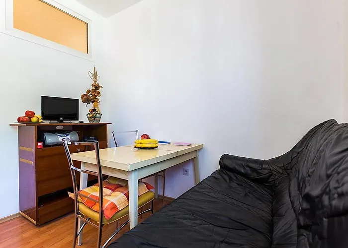 Apartment Lanela *